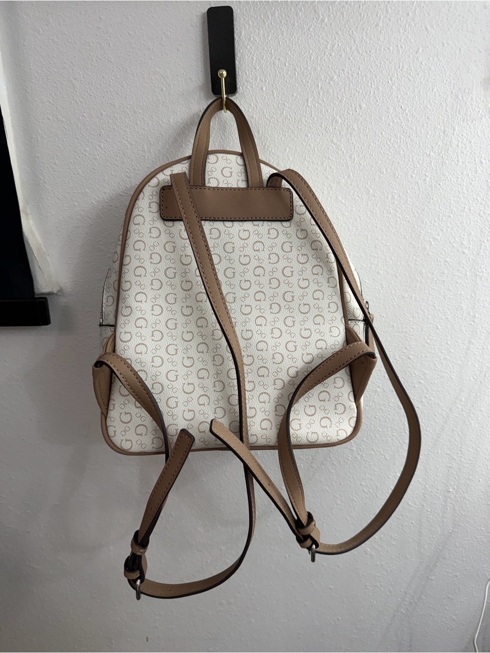 GUESS Logo Mini Backpack - Picture 2 of 4